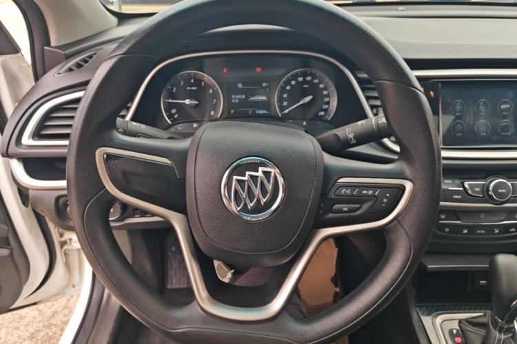 Used Buick GT 2017 15N Automatic Deluxe Edition Steering Wheel