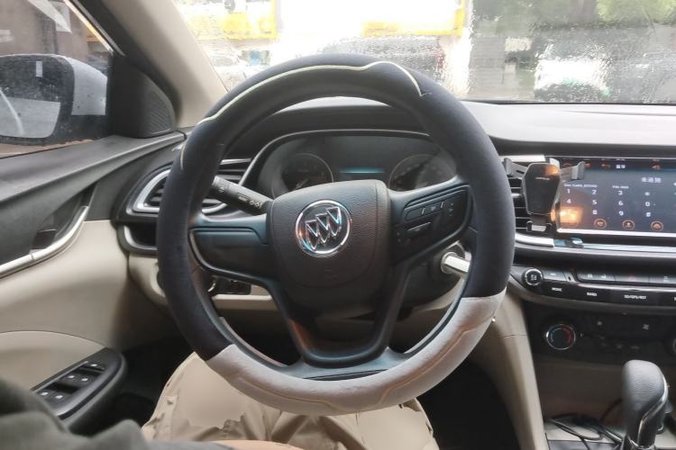Used Buick GT 2017 15N Automatic Elite Version Steering Wheel