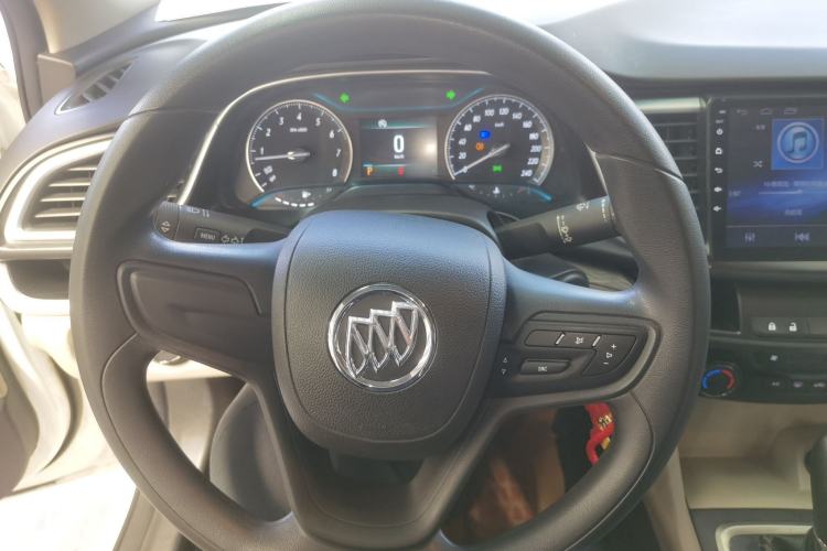 Used Buick GT 2017 15N Automatic Elite Version Steering Wheel