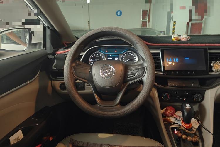 Used Buick GT 2017 15N Automatic Elite Version Steering Wheel