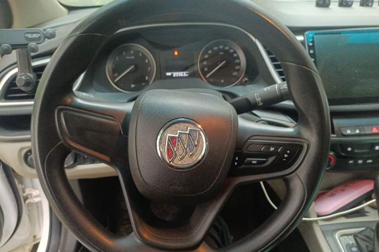 Used Buick GT 2017 15N Automatic Entry-Level Trim Steering Wheel
