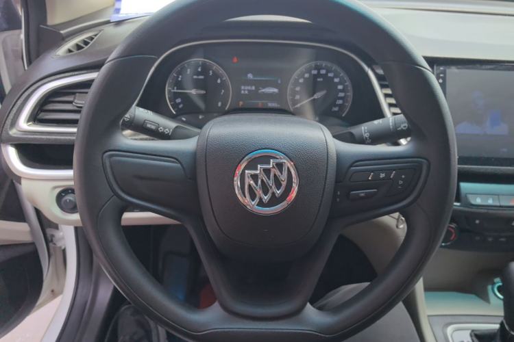 Used Buick GT 2017 15N Automatic Elite Version Steering Wheel