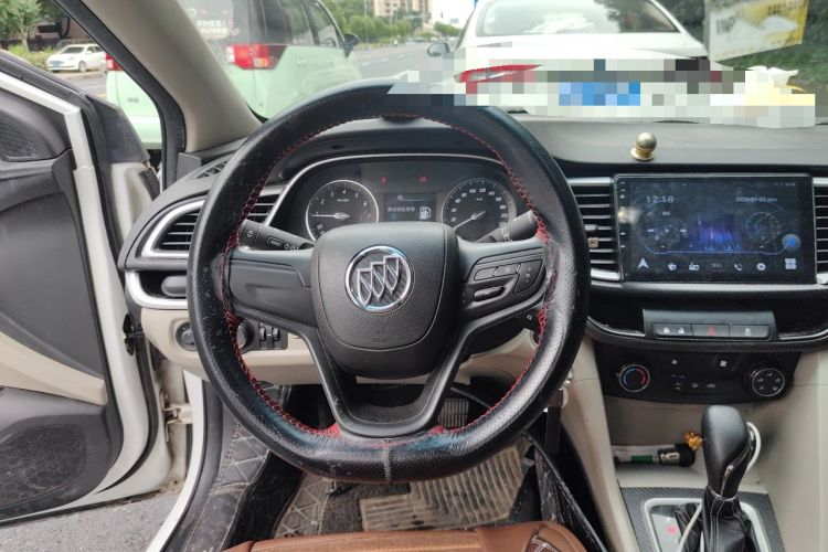 Used Buick GT 2017 15N Automatic Elite Version Steering Wheel