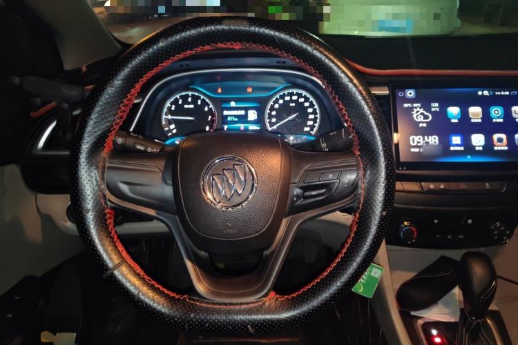 Used Buick GT 2017 15N Automatic Elite Version Steering Wheel
