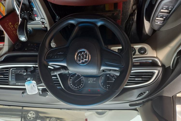 Used Buick GT 2017 15N Automatic Entry-Level Trim Steering Wheel