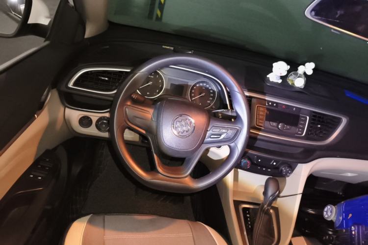 Used Buick GT 2017 15N Automatic Entry-Level Trim Steering Wheel