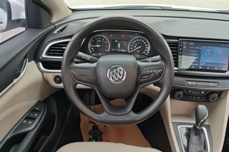 Used Buick GT 2017 15N Automatic Elite Version Steering Wheel