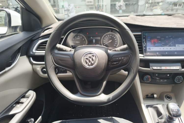 Used Buick GT 2017 15N Manual Elite Version Steering Wheel