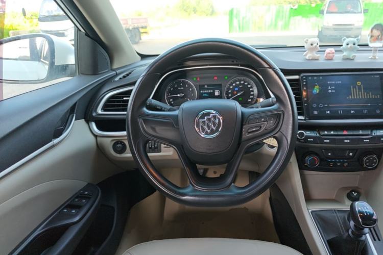 Used Buick GT 2017 15N Manual Elite Version Steering Wheel
