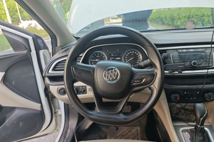 Used Buick GT 2017 15N Automatic Elite Version Steering Wheel