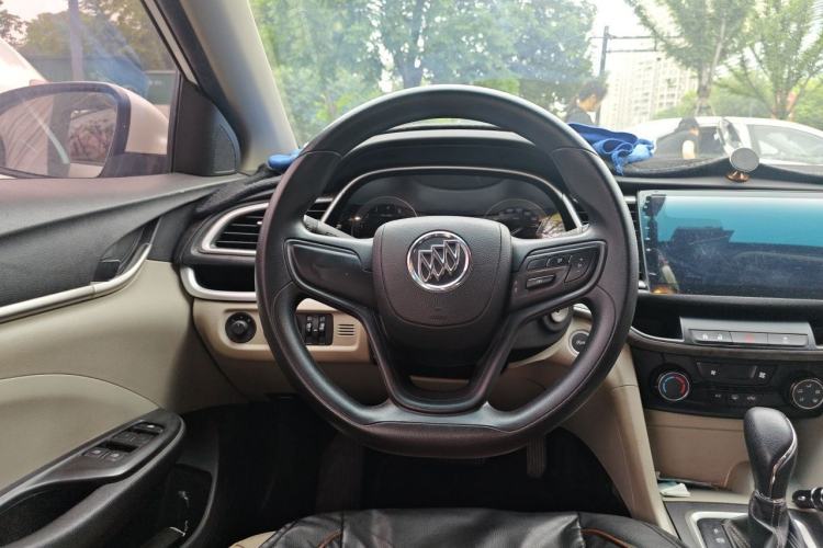 Used Buick GT 2017 15N Automatic Elite Version Steering Wheel