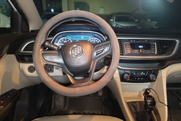 Used Buick GT 2017 15N Manual Elite Version Steering Wheel