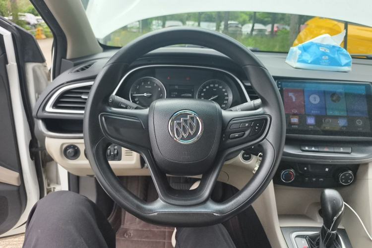 Used Buick GT 2017 15N Automatic Elite Version Steering Wheel