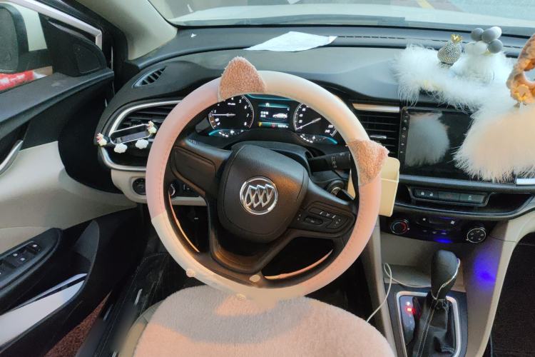 Used Buick GT 2017 15N Automatic Elite Version Steering Wheel