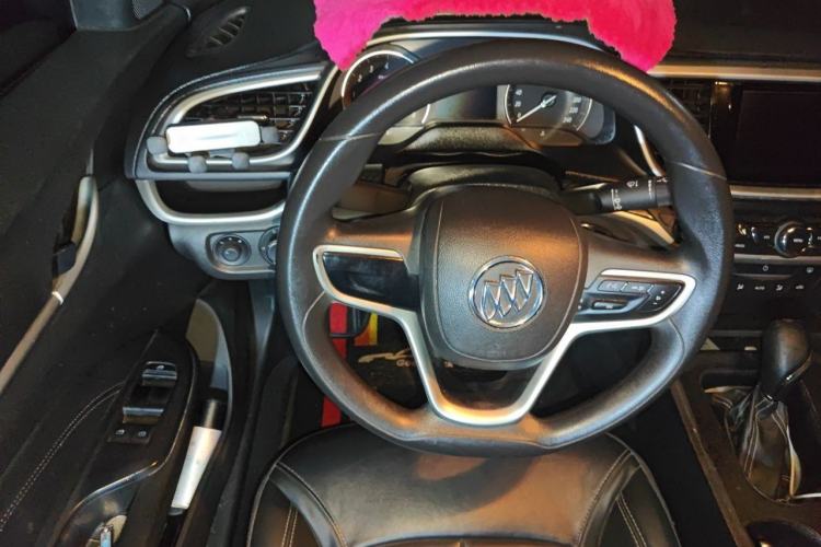 Used Buick GT 2017 15N Automatic Deluxe Edition Steering Wheel