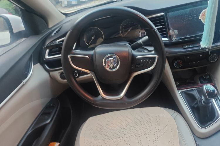 Used Buick GT 2017 15N Manual Elite Version Steering Wheel