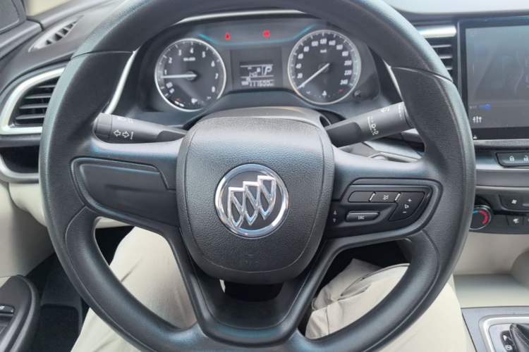 Used Buick GT 2017 15N Automatic Entry-Level Trim Steering Wheel