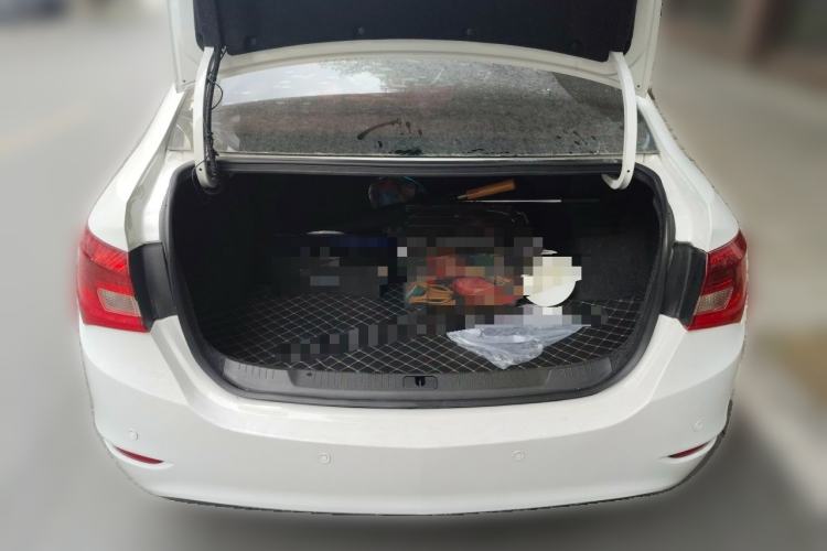 Used Buick GT 2017 15N Automatic Entry-Level Trim Trunk