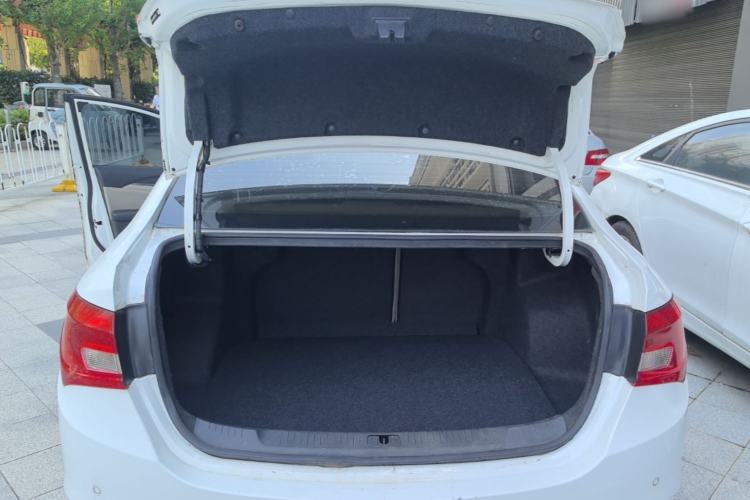 Used Buick GT 2017 15N Automatic Elite Version Trunk