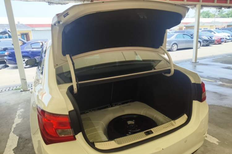 Used Buick GT 2017 15N Manual Elite Version Trunk