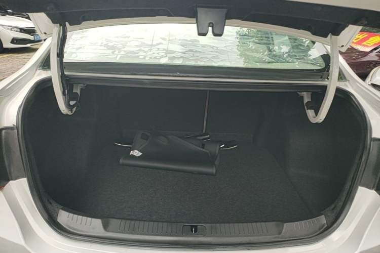 Used Buick GT 2017 15N Automatic Elite Version Trunk