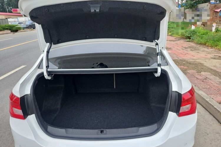 Used Buick GT 2017 15N Automatic Elite Version Trunk