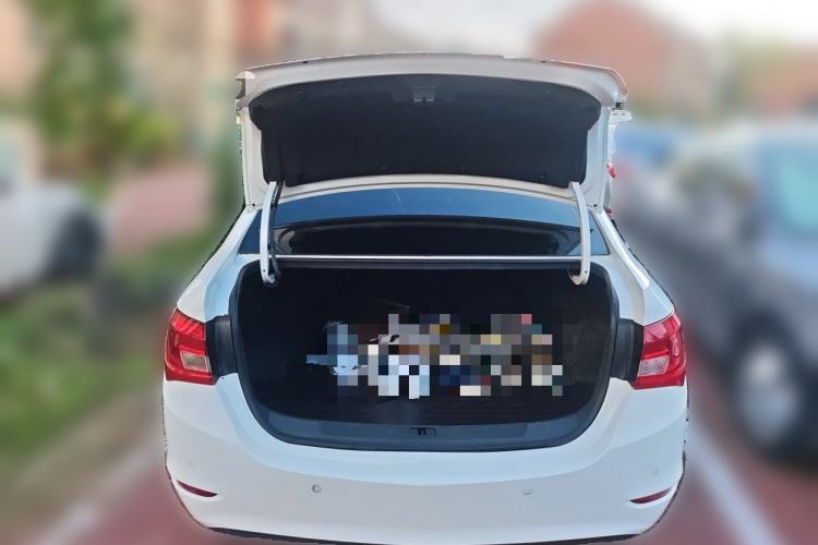 Used Buick GT 2017 15N Automatic Deluxe Edition Trunk