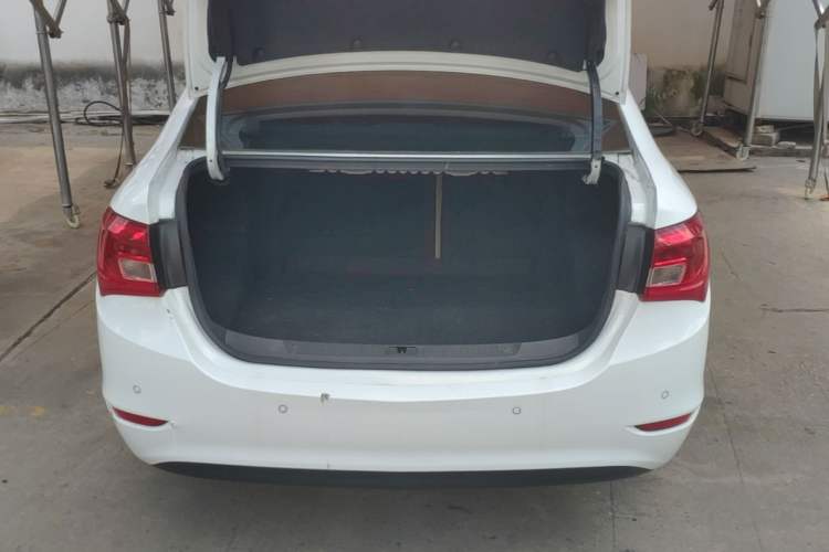 Used Buick GT 2017 15N Automatic Elite Version Trunk