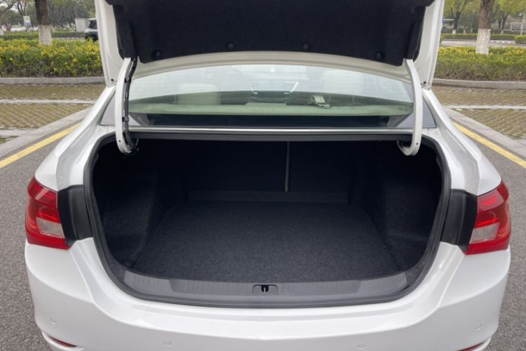 Used Buick GT 2017 15N Automatic Elite Version Trunk