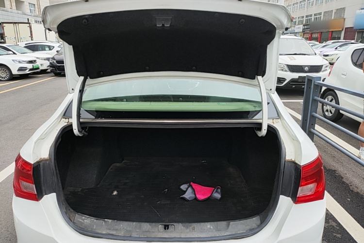 Used Buick GT 2017 15N Automatic Entry-Level Trim Trunk