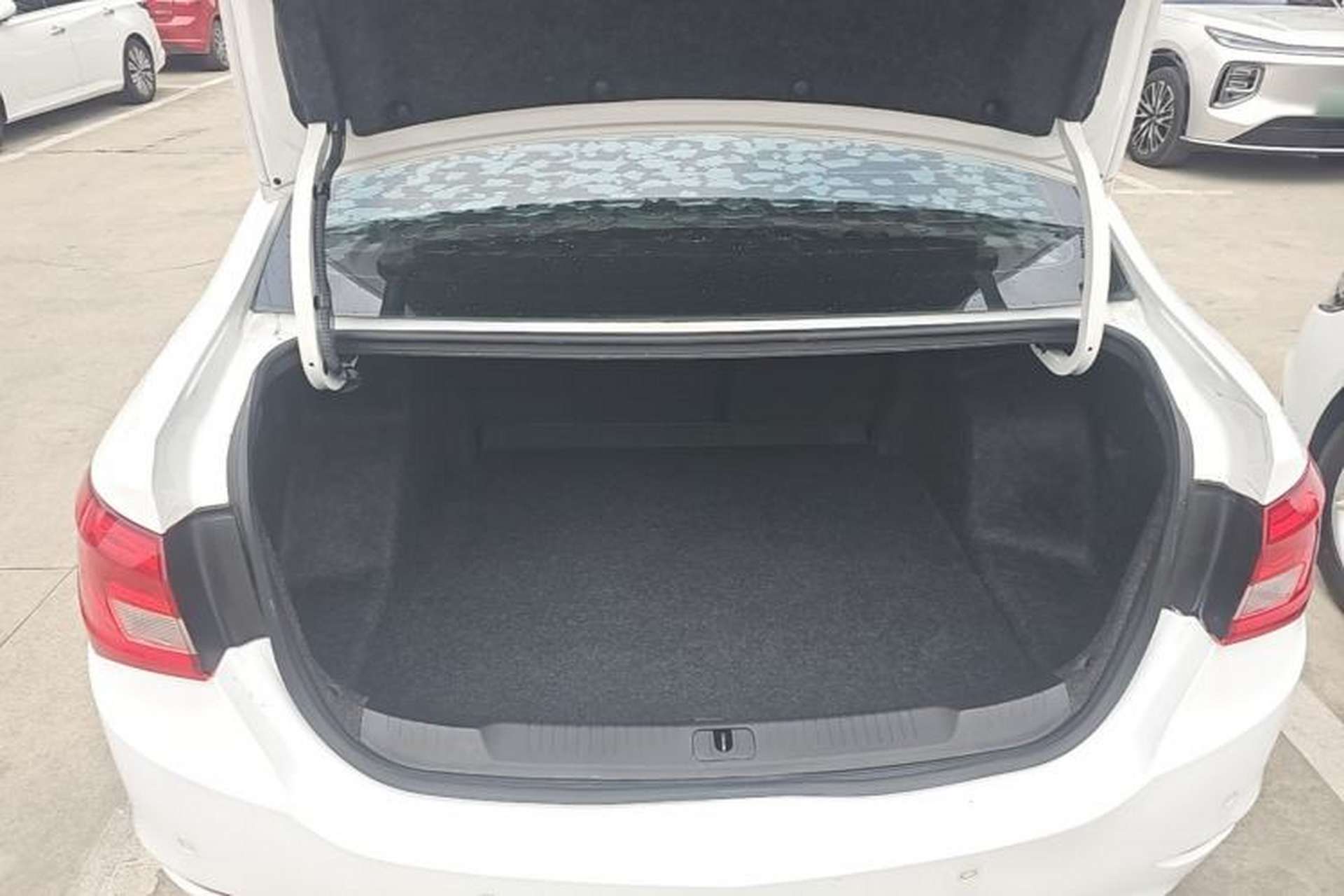 Used Buick GT 2017 15N Automatic Deluxe Edition Trunk