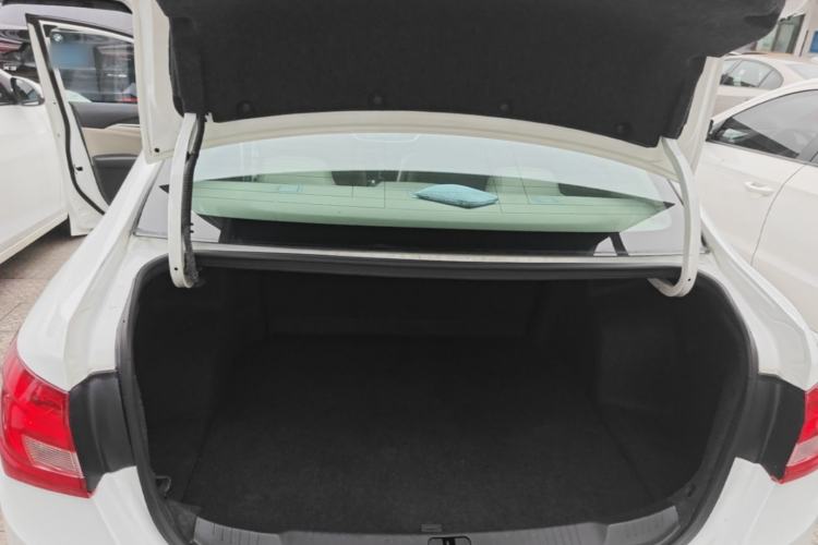 Used Buick GT 2017 15N Automatic Entry-Level Trim Trunk