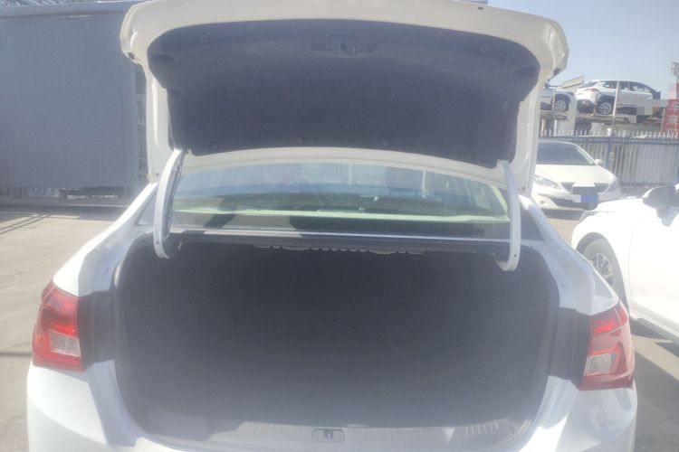 Used Buick GT 2017 15N Manual Entry-Level Trim Trunk