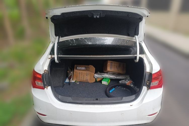 Used Buick GT 2017 15N Automatic Entry-Level Trim Trunk