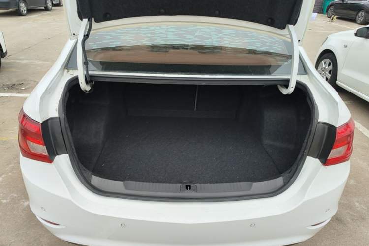 Used Buick GT 2017 15N Automatic Elite Version Trunk