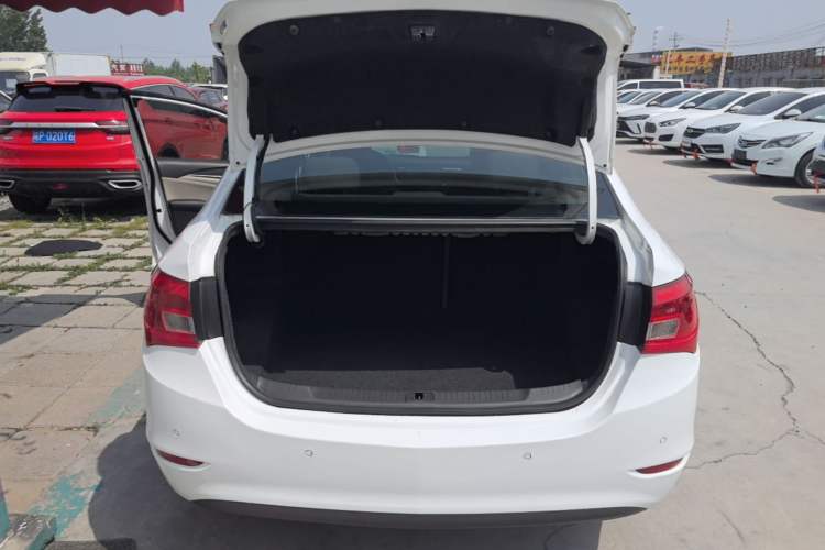 Used Buick GT 2017 15N Automatic Elite Version Trunk