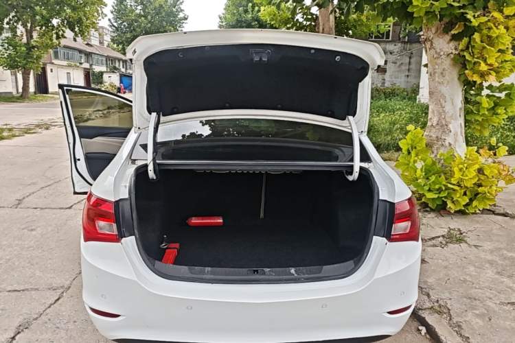 Used Buick GT 2017 15N Manual Elite Version Trunk