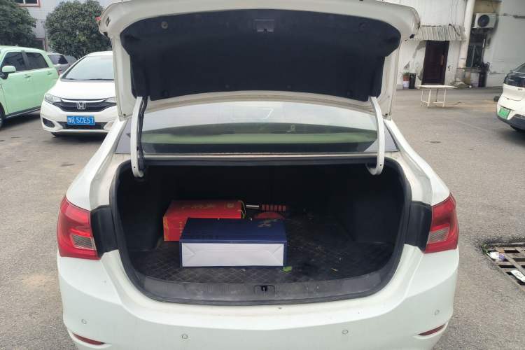 Used Buick GT 2017 15N Automatic Elite Version Trunk