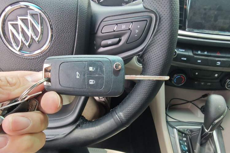 Used Buick GT 2017 15N Automatic Elite Version Vehicle Key
