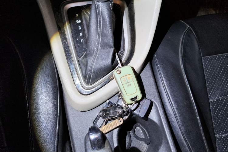 Used Buick GT 2017 15N Automatic Elite Version Vehicle Key
