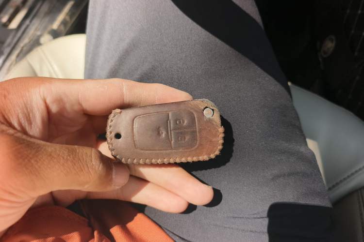 Used Buick GT 2017 15N Automatic Elite Version Vehicle Key