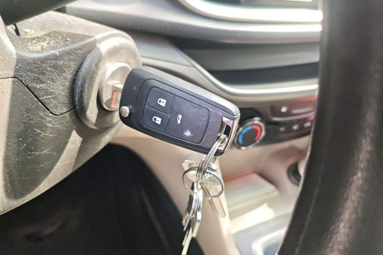Used Buick GT 2017 15N Automatic Elite Version Vehicle Key