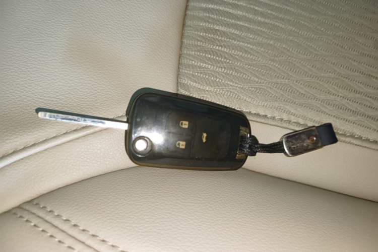 Used Buick GT 2017 15N Automatic Elite Version Vehicle Key