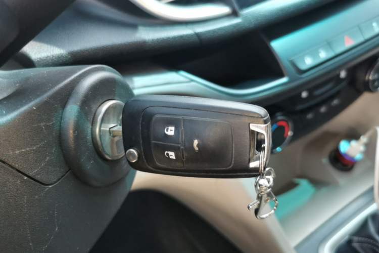 Used Buick GT 2017 15N Automatic Elite Version Vehicle Key