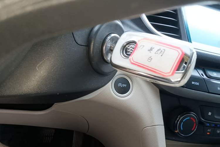 Used Buick GT 2017 15N Automatic Elite Version Vehicle Key
