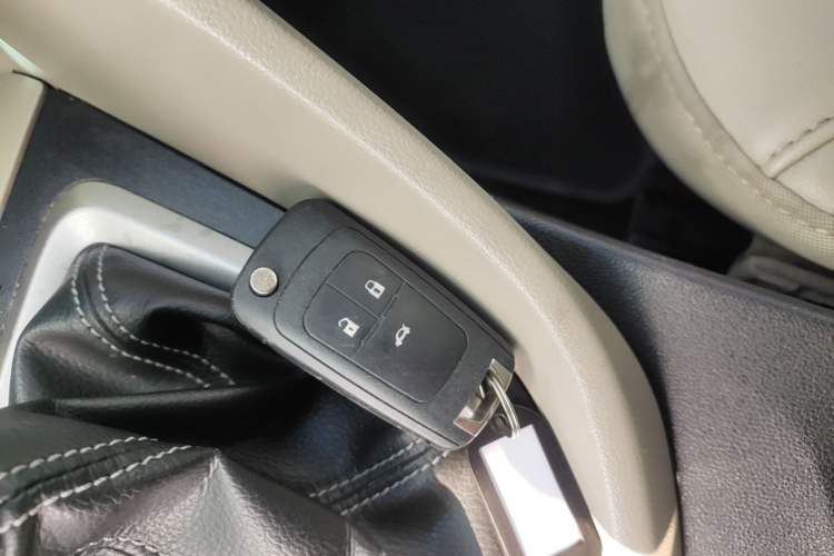 Used Buick GT 2017 15N Automatic Elite Version Vehicle Key