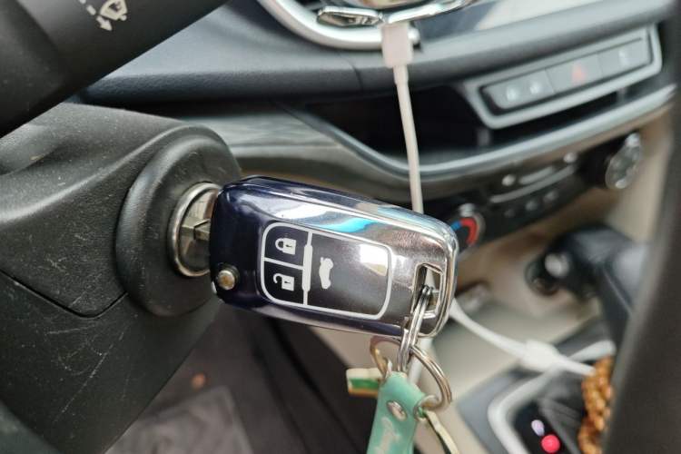 Used Buick GT 2017 15N Automatic Elite Version Vehicle Key