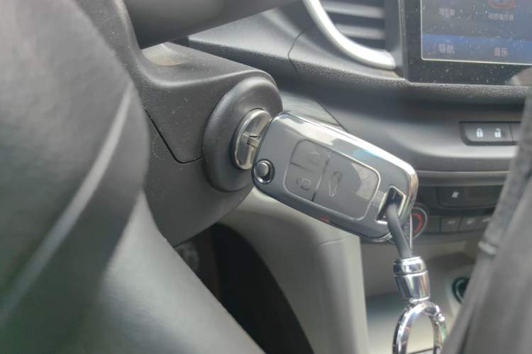 Used Buick GT 2017 15N Automatic Entry-Level Trim Vehicle Key
