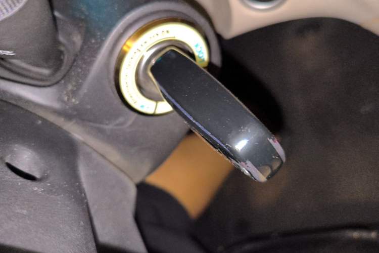Used Buick GT 2017 15N Automatic Elite Version Vehicle Key