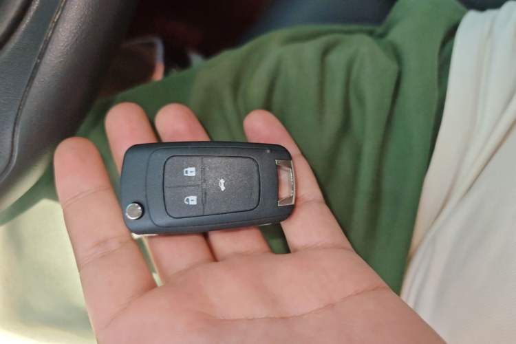 Used Buick GT 2017 15N Automatic Elite Version Vehicle Key